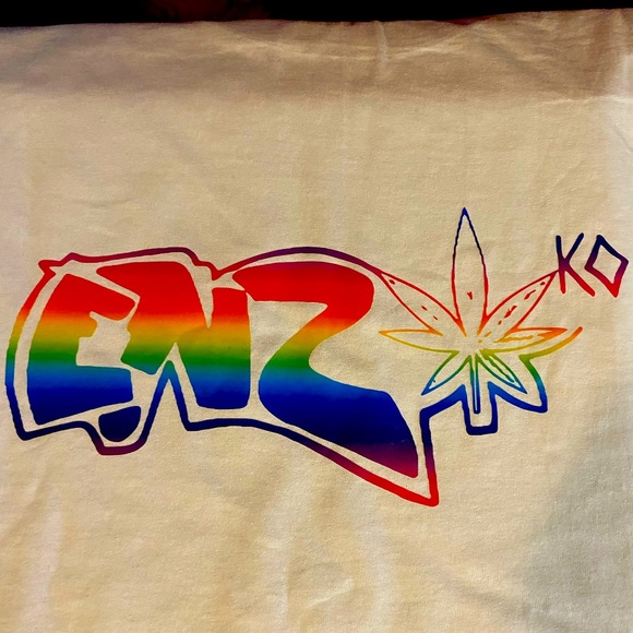 Custom made enzoko logo t shirts in black or white - Picture 5 of 5